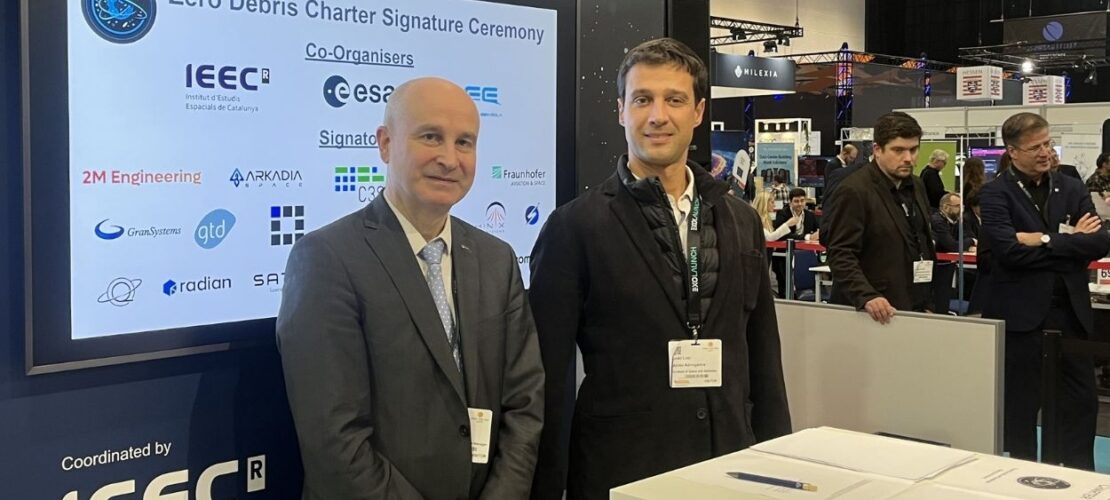  Abreu signs the European Space Agency’s zero debris charter