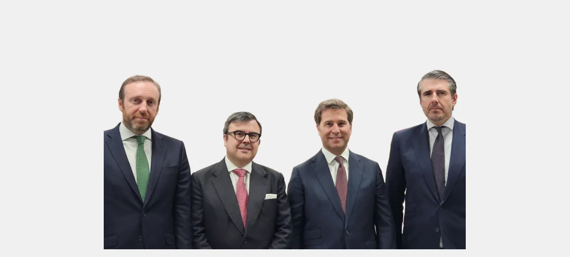 Cases Lacambra adds financial services partner