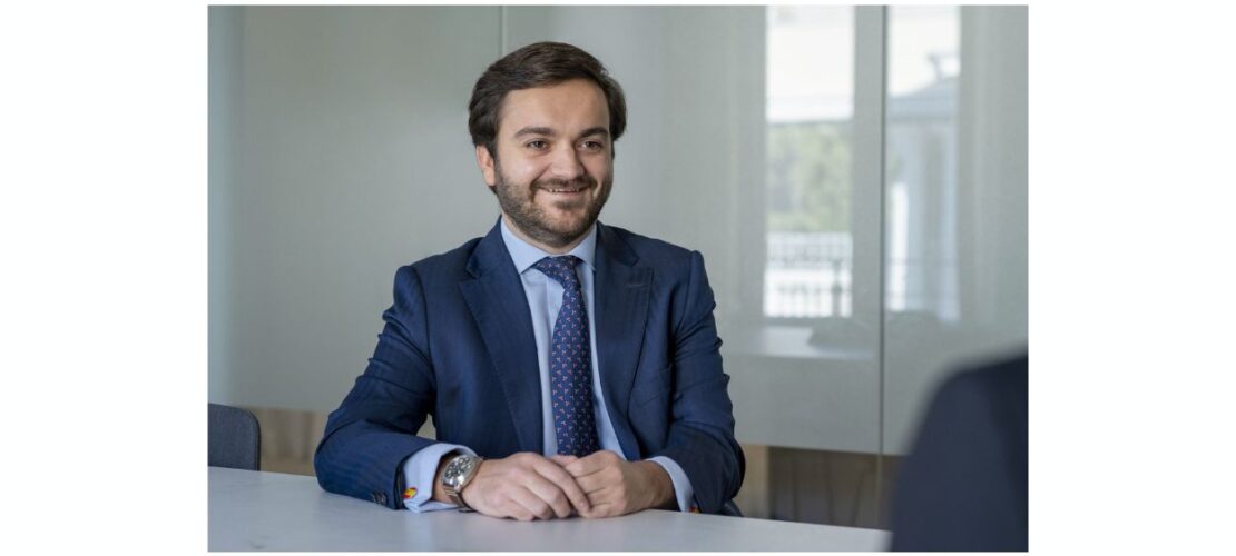 Evergreen adds Pérez-Prat to banking and finance
