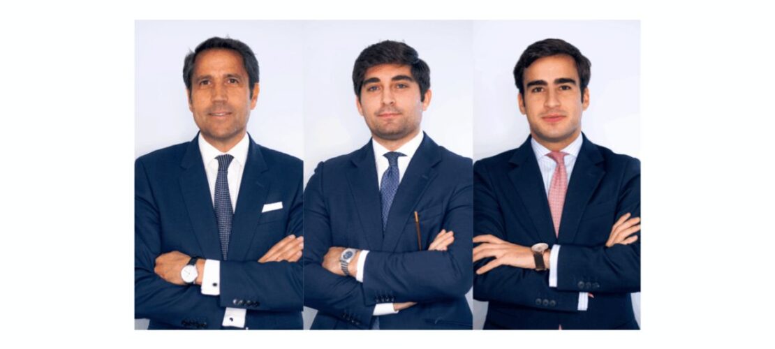 Ortego & Cameno advises B2group, backed by Queka Real Partners, on the triple acquisition of Grupo Iparcom companies across telecoms, IT and digital marketing.