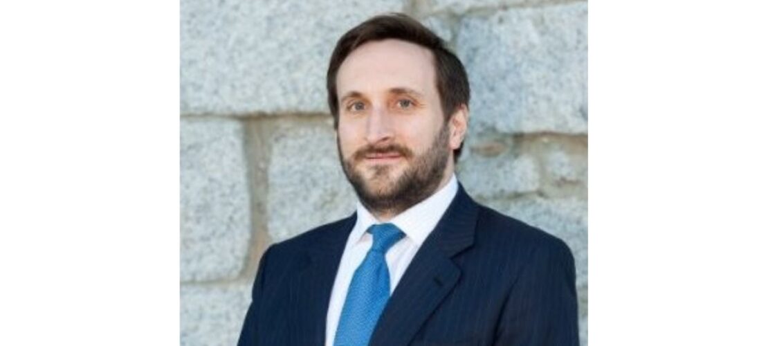 Juan Alfonso Domenech Gil has joined Indra Group as Director of Business Legal Affairs, bringing extensive legal and corporate experience.